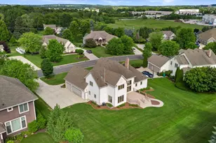 W218N5466 Taylors Woods Dr, Menomonee Falls, WI 53051 - Photo 76