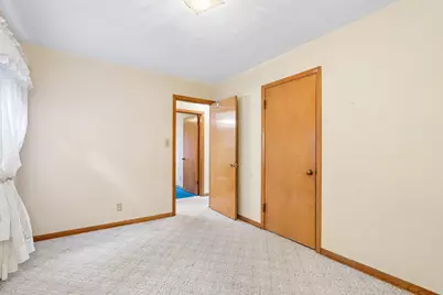 2546 S 99th St, West Allis, WI 53227 - Photo 18