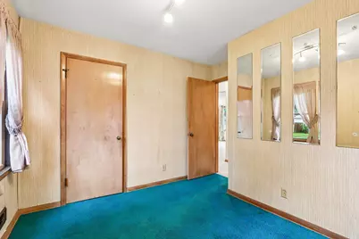 2546 S 99th St, West Allis, WI 53227 - Photo 20