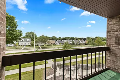3609 N Tucker Pl #205, Milwaukee, WI 53222 - Photo 4