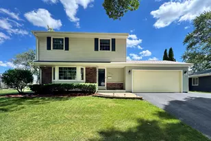 1513 Greenway Terrace, Waukesha, WI 53186 - Photo 1
