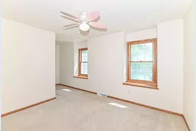 30906  Pleasant View Dr, Racine, WI 53185 - Photo 40