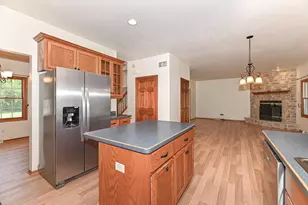 30906 Pleasant View Dr, Racine, WI 53185 - Photo 8