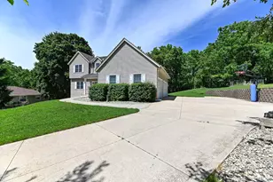 30906 Pleasant View Dr, Racine, WI 53185 - Photo 46