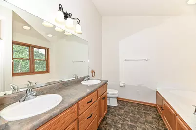 30906  Pleasant View Dr, Racine, WI 53185 - Photo 38