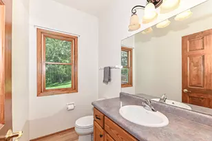 30906 Pleasant View Dr, Racine, WI 53185 - Photo 24