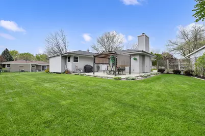 6846 S Juniper Ct, Oak Creek, WI 53154 - Photo 38
