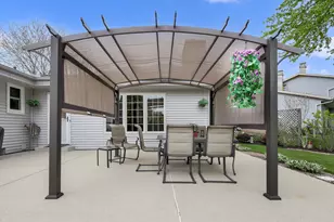 6846 S Juniper Ct, Oak Creek, WI 53154 - Photo 40