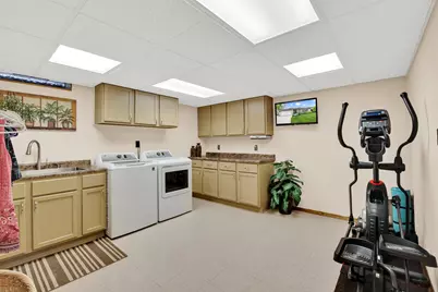 6846 S Juniper Ct, Oak Creek, WI 53154 - Photo 34