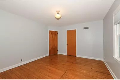 6701 W Howard Ave, Milwaukee, WI 53220 - Photo 18