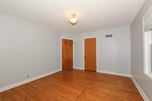 6701 W Howard Ave, Milwaukee, WI 53220 - Photo 18