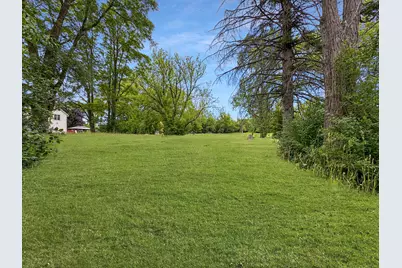 10820 W Bradley Rd, Milwaukee, WI 53224 - Photo 4