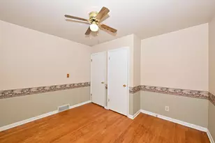 4672 N 69th St, Milwaukee, WI 53218 - Photo 12