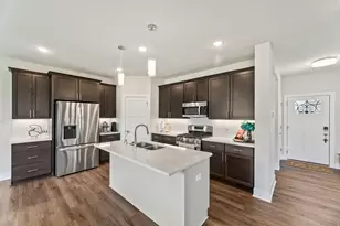W193N5036 Rosemary Rdg, Menomonee Falls, WI 53051 - Photo 14