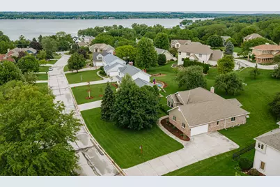 W270N2568  Orchard Ln, Pewaukee, WI 53072 - Photo 36