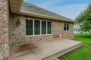 W270N2568 Orchard Ln, Pewaukee, WI 53072 - Photo 32
