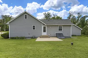 28430 117th St, Salem Lakes, WI 53179 - Photo 4