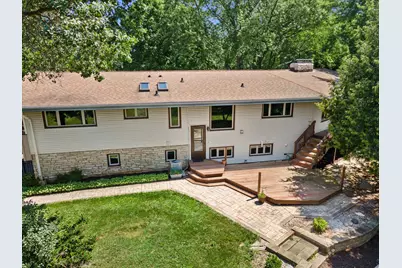 W274S4153  Timber Trl, Waukesha, WI 53189 - Photo 4