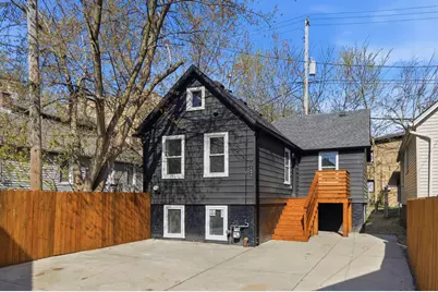 1850 N Warren Ave, Milwaukee, WI 53202 - Photo 26