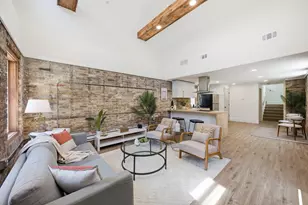 1850 N Warren Ave, Milwaukee, WI 53202 - Photo 4