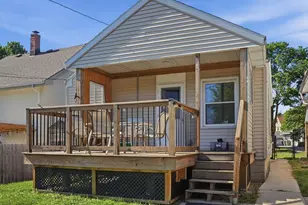 2247 E Vollmer Ave, Milwaukee, WI 53207 - Photo 18