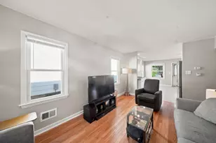 2247 E Vollmer Ave, Milwaukee, WI 53207 - Photo 2