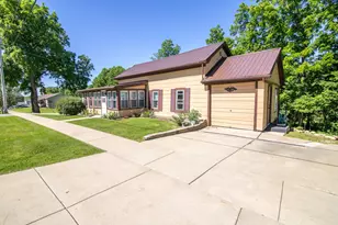130 South St, Lowell, WI 53557 - Photo 18