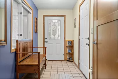 4016  Mary Dr, Onalaska, WI 54650 - Photo 2