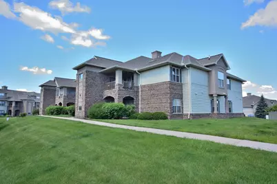 2955 W Drexel Ave #414, Franklin, WI 53132 - Photo 32