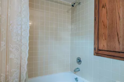 1405 S 13th St, Manitowoc, WI 54220 - Photo 24