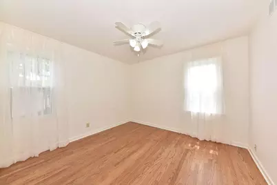 6639 W Bennett Ave, Milwaukee, WI 53219 - Photo 10