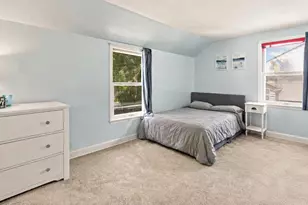2551 N 94th St, Wauwatosa, WI 53226 - Photo 12