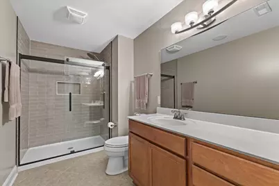 1822  Coach House Ct, Racine, WI 53406 - Photo 28