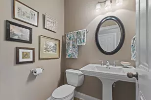 1822 Coach House Ct, Racine, WI 53406 - Photo 18