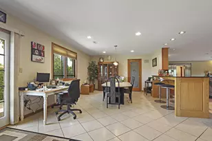 740 S Cosgwell Dr, Salem Lakes, WI 53170 - Photo 8