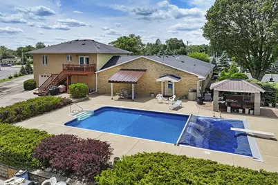 740 S Cosgwell Dr, Silver Lake, WI 53170 - Photo 2