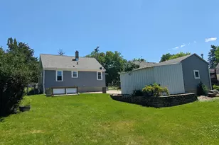 214 Fairview St, Watertown, WI 53094 - Photo 2