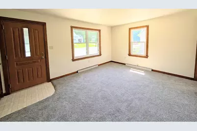 214  Fairview St, Watertown, WI 53094 - Photo 10