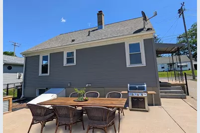 214  Fairview St, Watertown, WI 53094 - Photo 22