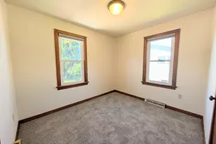 214 Fairview St, Watertown, WI 53094 - Photo 20