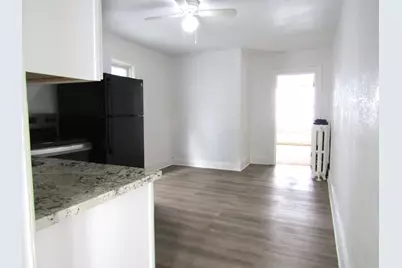 1711 E Belleview Pl, Milwaukee, WI 53211 - Photo 8