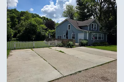 N2456  Mildred St, Walworth, WI 53115 - Photo 2