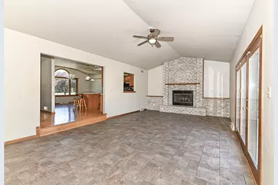 8203  Northwestern Ave, Racine, WI 53406 - Photo 8