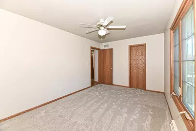 8203  Northwestern Ave, Racine, WI 53406 - Photo 16