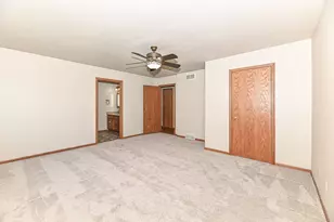 8203 Northwestern Ave, Racine, WI 53406 - Photo 10