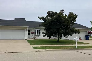 284 Martin Dr, Fredonia, WI 53021 - Photo 1