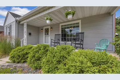 674  Grace Ave, Fond du Lac, WI 54935 - Photo 4