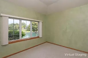 5394 S Butterfield Way, Greenfield, WI 53221 - Photo 10