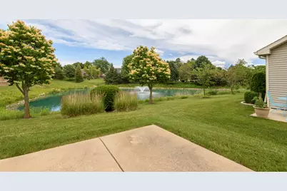 5394 S Butterfield Way, Greenfield, WI 53221 - Photo 20