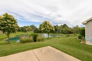 5394 S Butterfield Way, Greenfield, WI 53221 - Photo 20